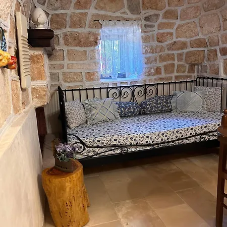 Trullo Elisabetta 別荘 チェーリエ・メッサーピカ