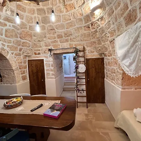 In Campagna Con Trullo * Ceglie Messapica