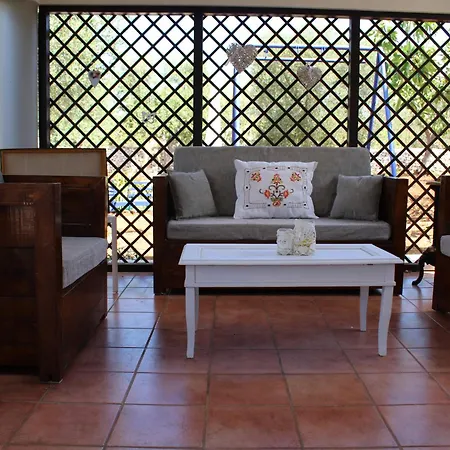 別荘 Trullo Elisabetta チェーリエ・メッサーピカ